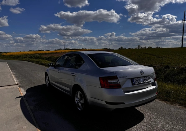 Skoda Octavia cena 59450 przebieg: 88163, rok produkcji 2016 z Głubczyce małe 137